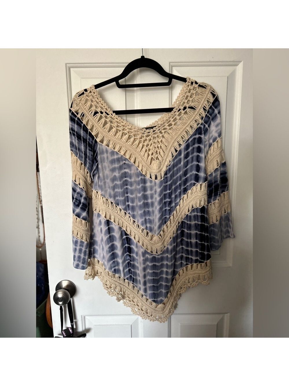 JESSICA Taylor NYC blue white cream colored boho one size tie dye poncho